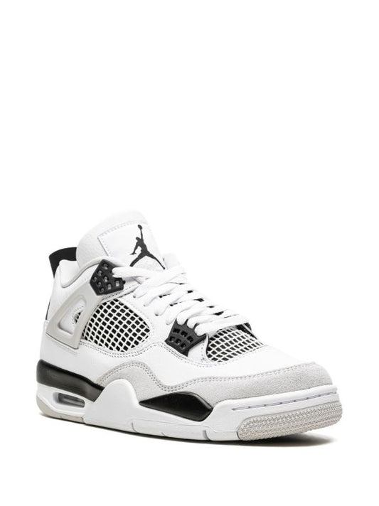 Jordan 4 Retro "Military Black"