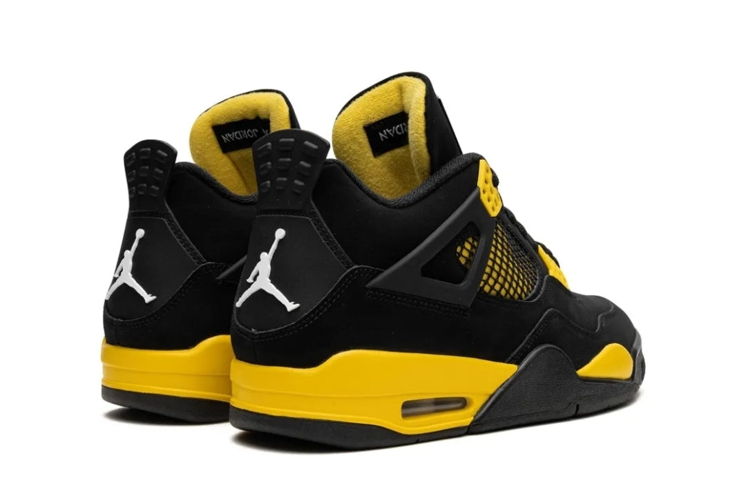 Air Jordan 4 Retro "Thunder 2023"